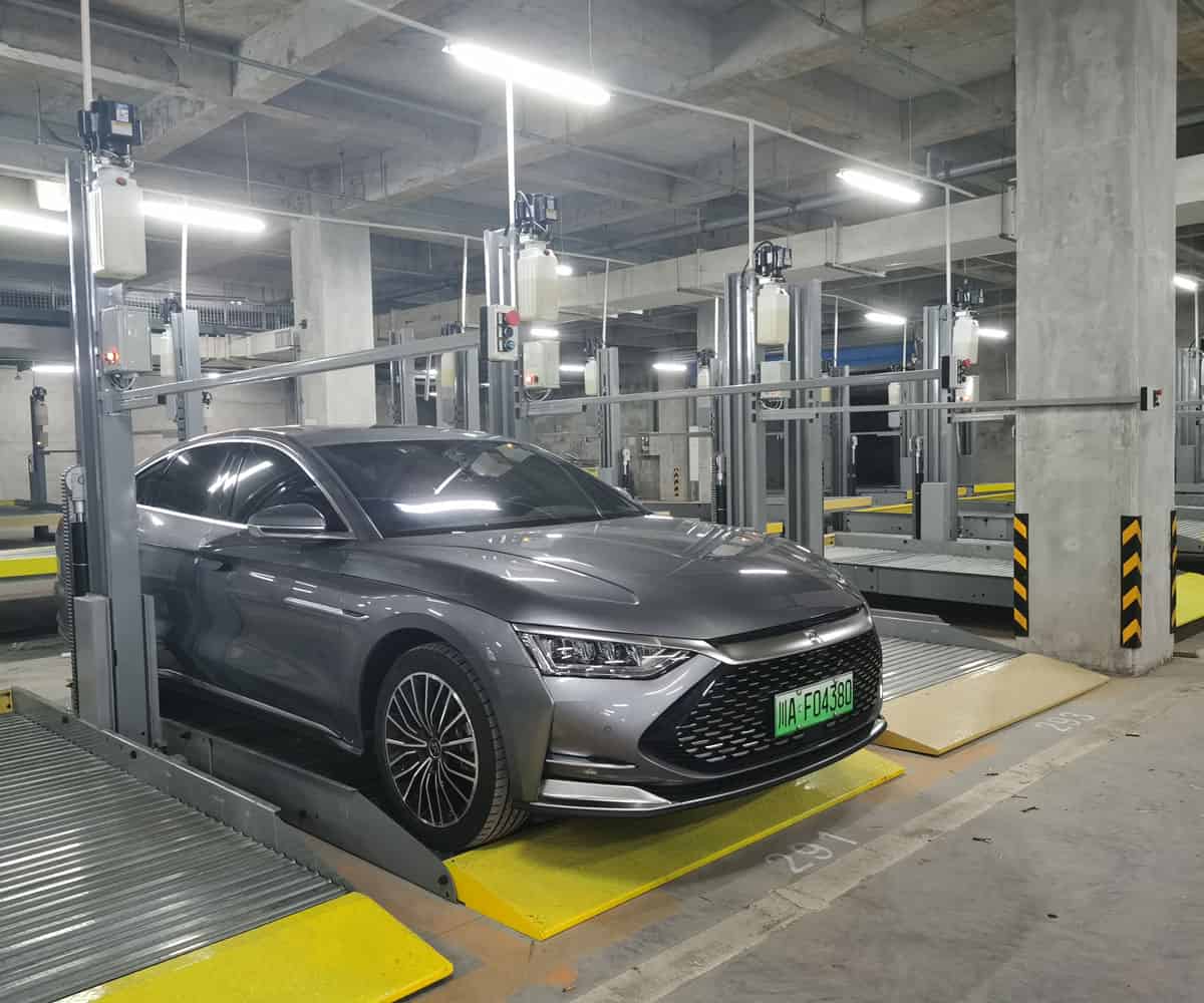 上下機械停車位維保.jpg