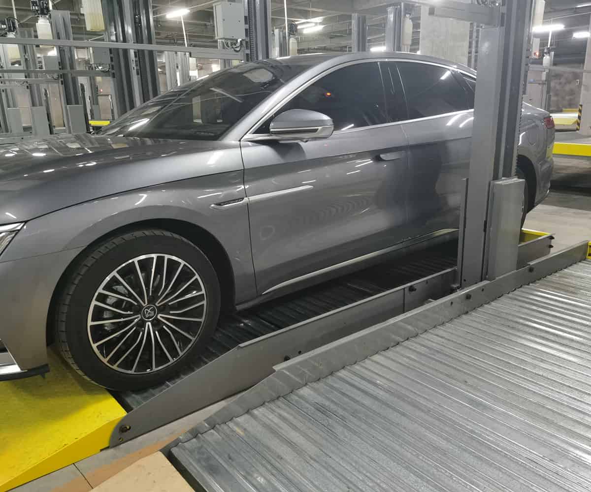 上下升降機械式停車設備回購.jpg