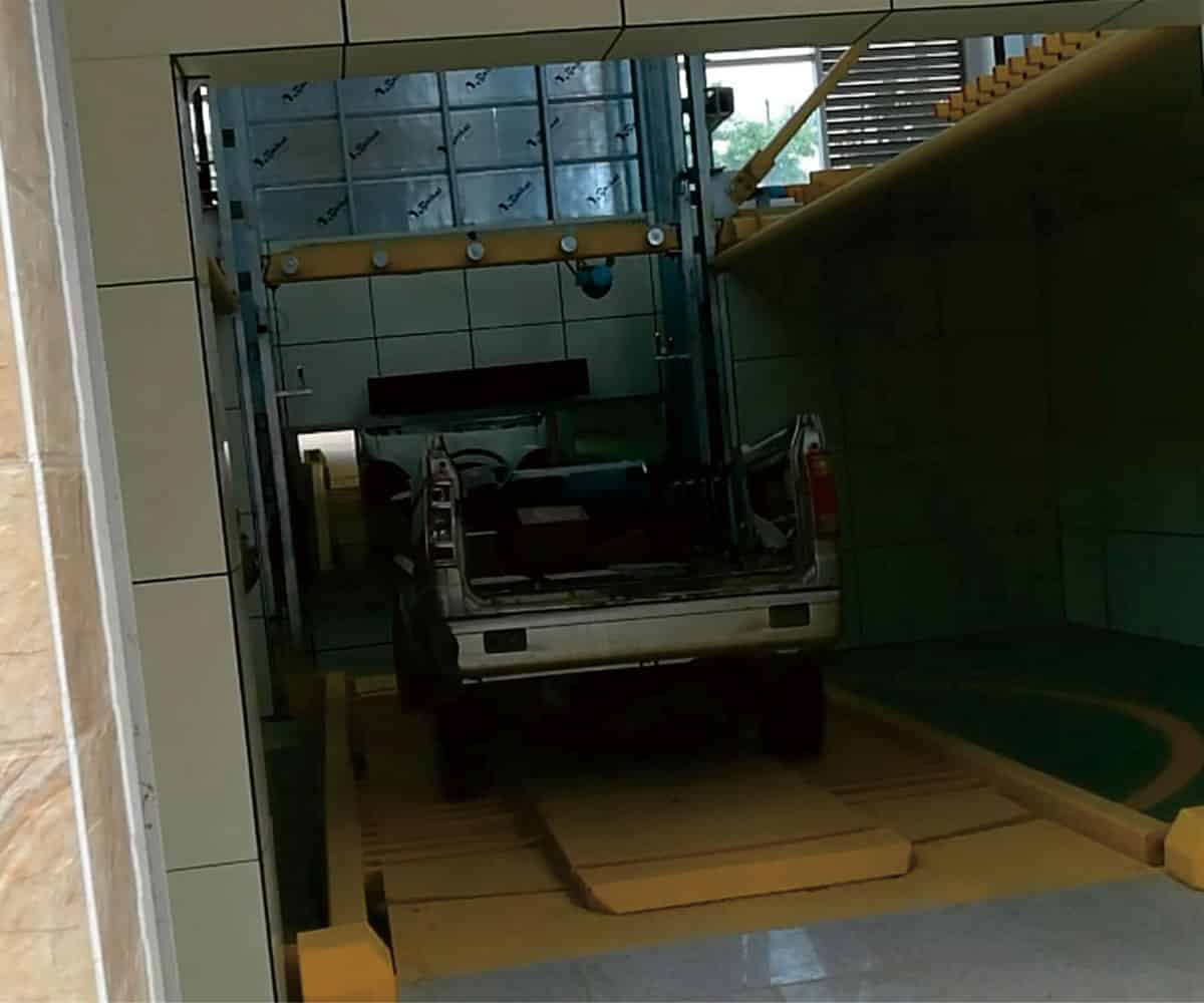 色達智能垂直升降類機械停車設備
